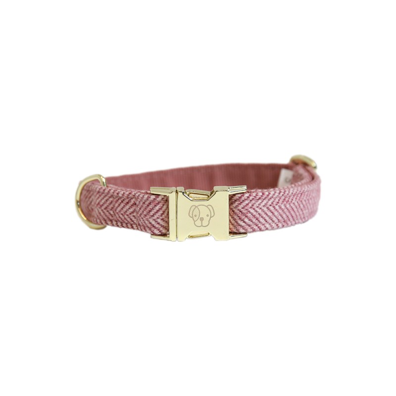 pink tweed collar